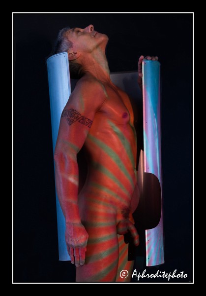 109 Body lightings men